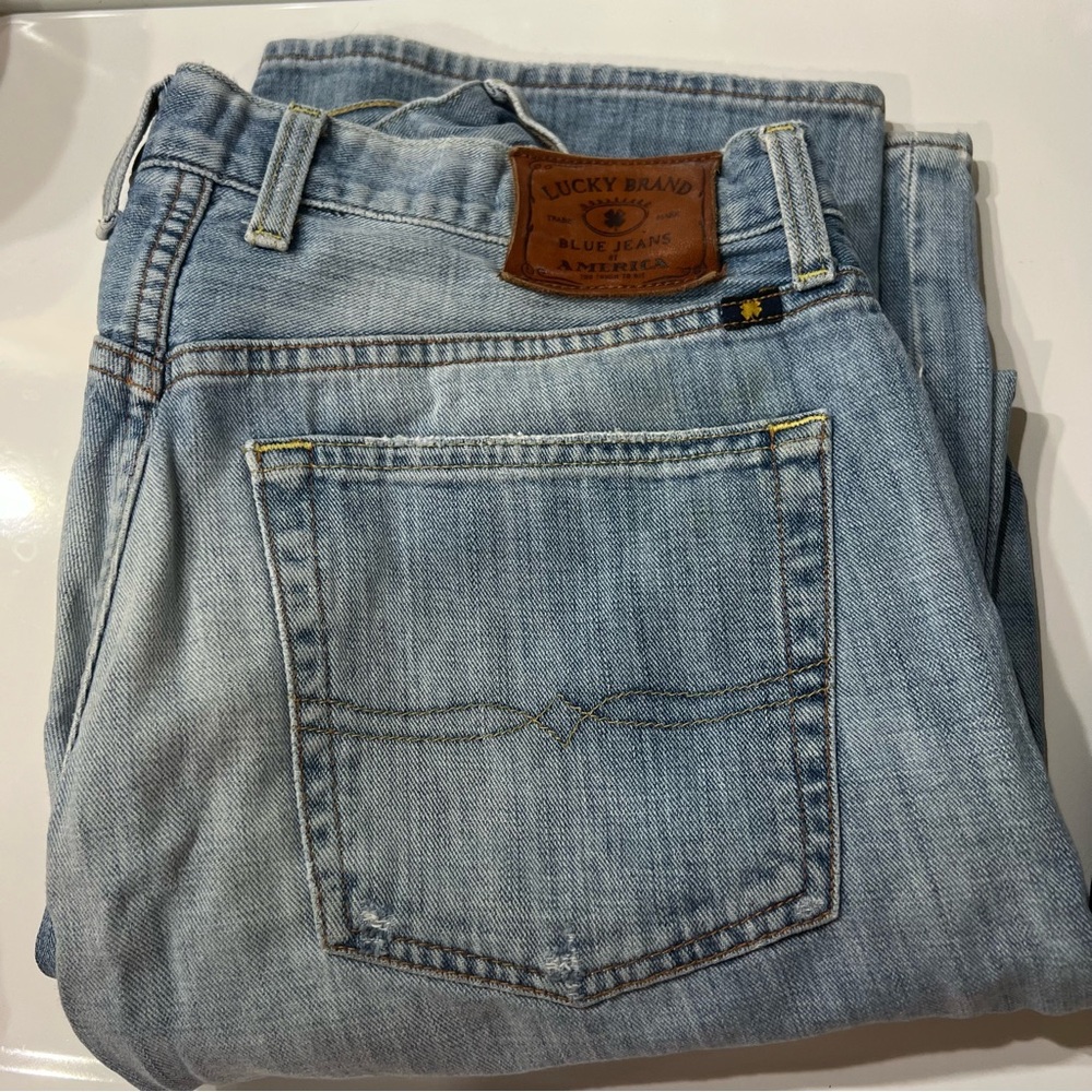 Lucky Men's 31x32 light Blue Jeans Denim 181 straight leg Denim casual relaxed